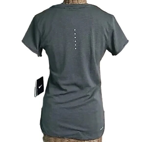 Nike Dri-fit Gray Stripe Crewneck T-shirt - Picture 5 of 7
